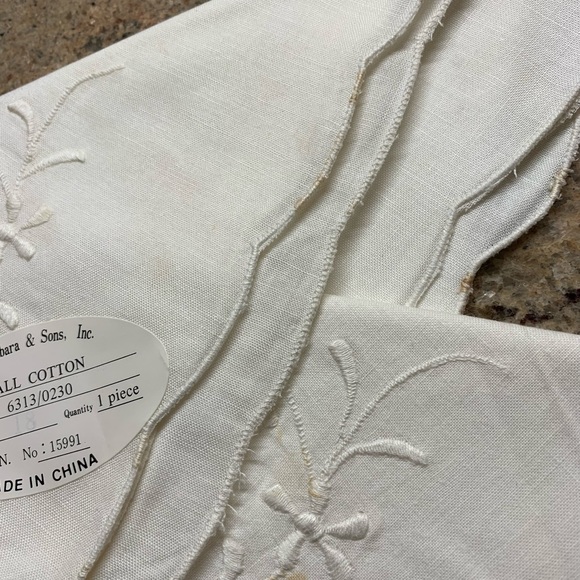 Vintage Table Linens - Picture 3 of 6